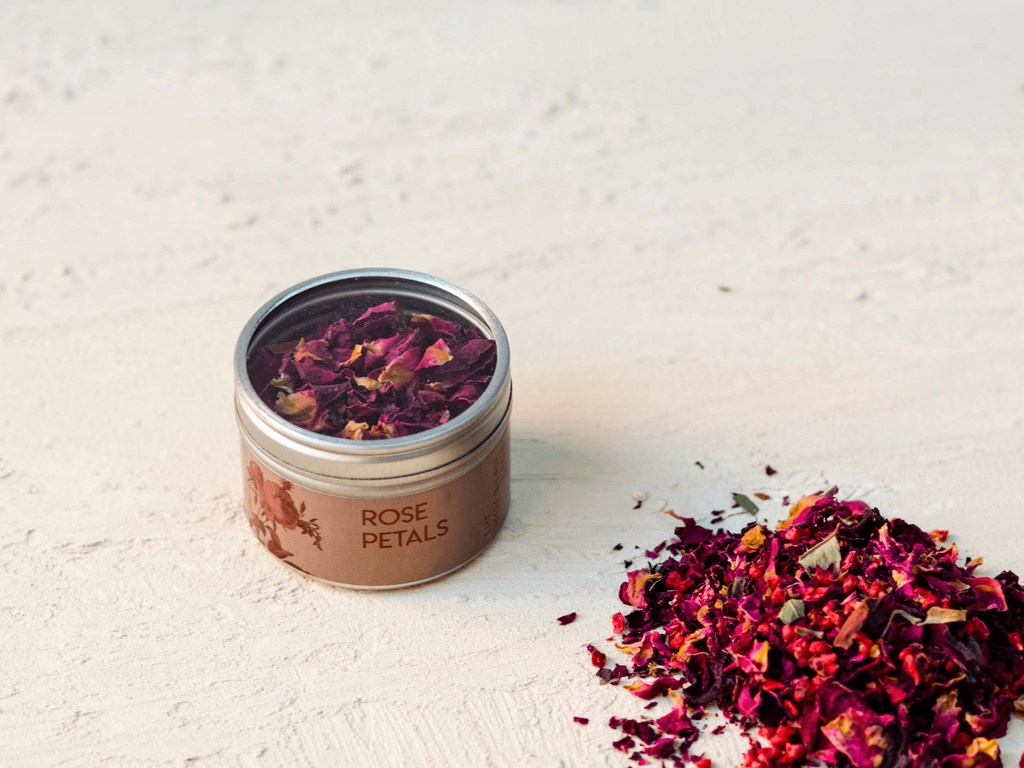 Botanicals: rose petals